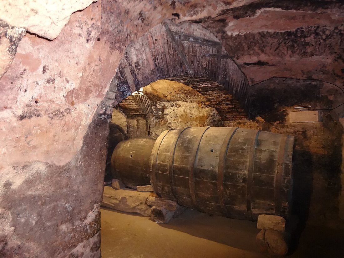 Bodegas Enrique Mendoza